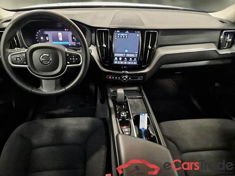 VOLVO XC60 / 2021 / 5P / SUV B4 D AWD AUTOMATICO MOMENTUM PRO #3