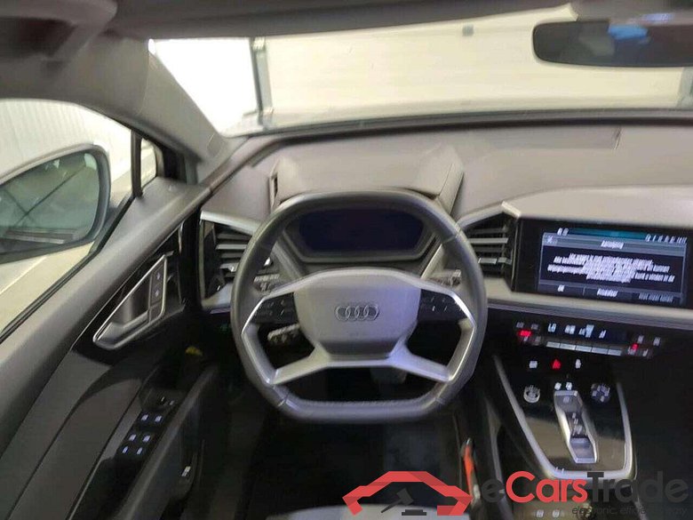 AUDI Q4 e-tron 40 L ed. Adv. 77 kWh #3