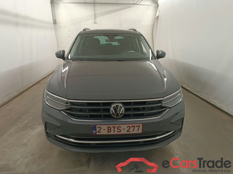 Volkswagen Tiguan 1.4 eHybrid DSG Life 5d #5