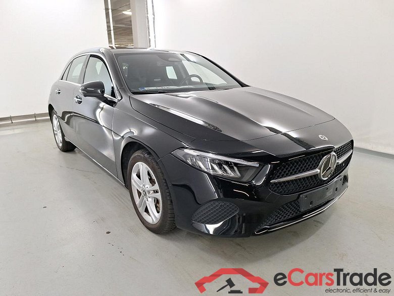 MERCEDES-BENZ A-CLASS 1.3 A 250 E PHEV LUXURY LINE DCT #2