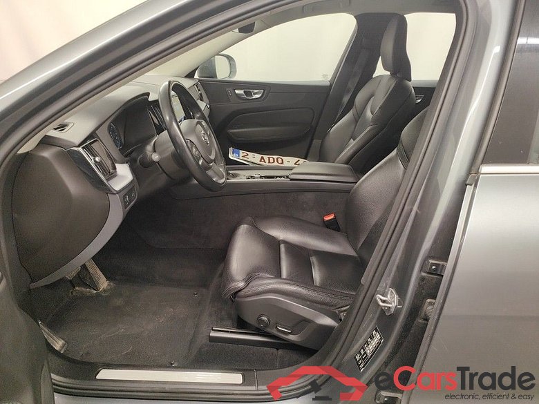 Volvo XC60 D4 120kW Geartronic Momentum Pro 5d #3