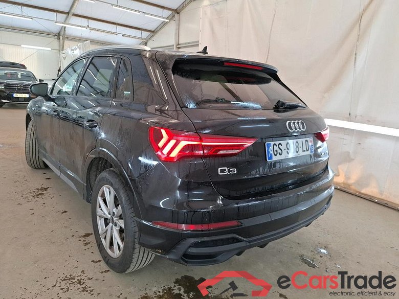 AUDI Q3 / 2018 / 5P / SUV 45 TFSI E 245 S TRONIC S LINE #2