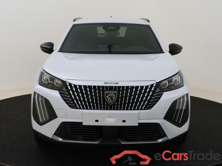 Peugeot 2008 Allure  1.2 Turbo 100 hp Man. 6    #2