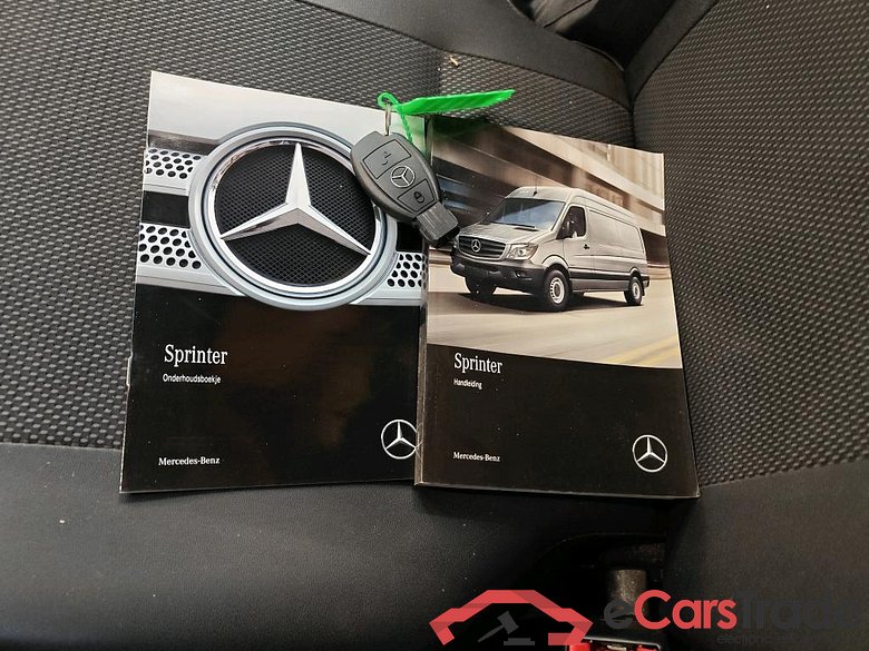 Mercedes-Benz Sprinter 214CDI L1H1 FWD 3.0t Functional 6 4d #4