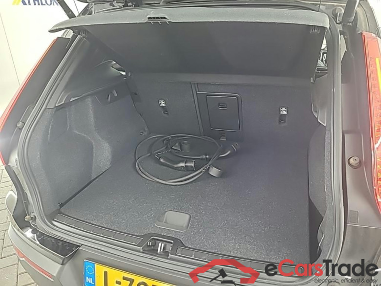 VOLVO XC40 Recharge P8 AWD 5D 300kW #5