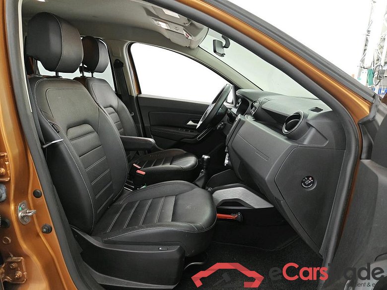 Dacia Duster TCe 150 GPF 4x2 Prestige 5d #3