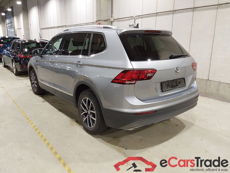 VOLKSWAGEN Tiguan 1.5 TSI COMFORTLINE #2