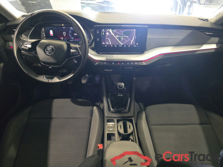 Skoda Octavia Combi 1.0 TSI LED Virtual Ambient Navi KeylessGo Camera Klima PDC ... #6