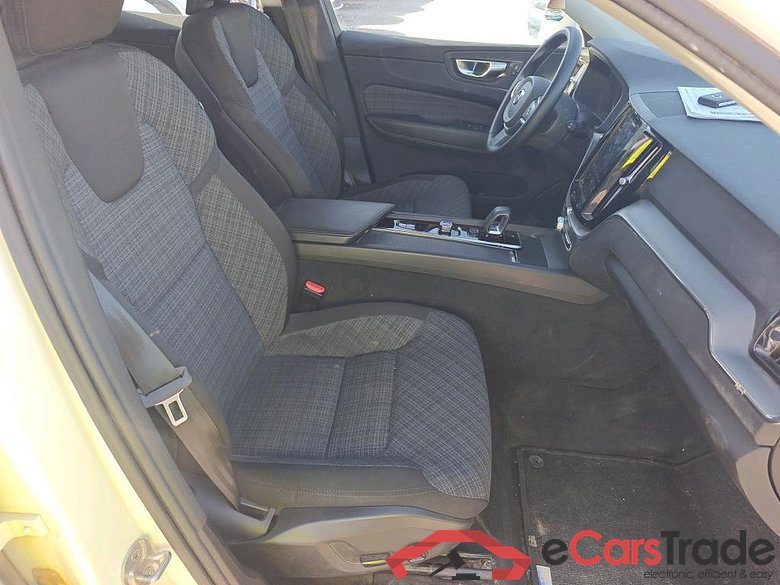 VOLVO XC60 / 2017 / 5P / todoterreno 2.0 B4 D AWD Core Auto #6