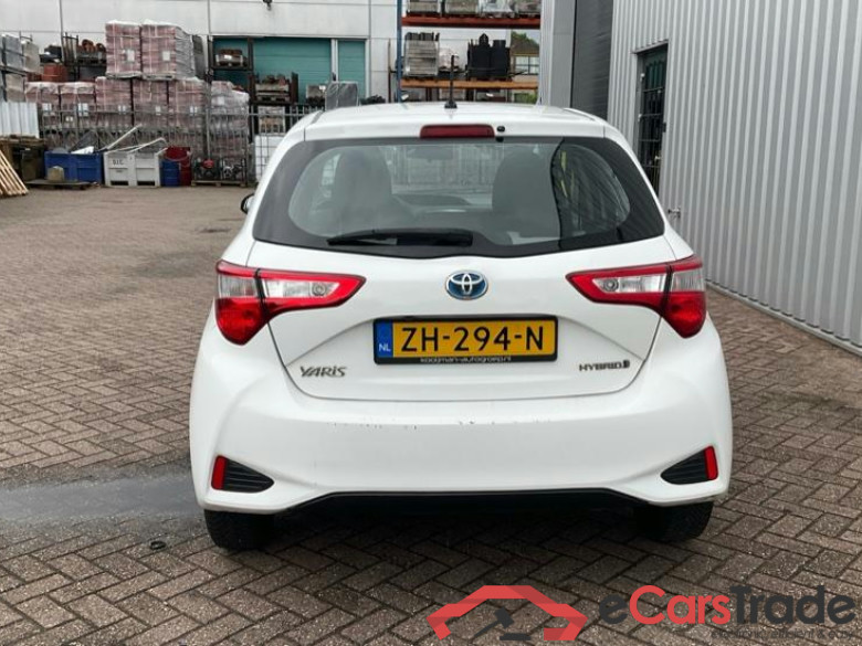 TOYOTA YARIS 1.5vvti hybrid active 74kW cvt aut #4