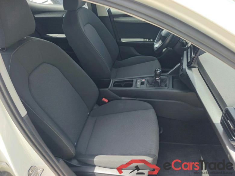 SEAT Nuevo León / 2020 / 5P / berlina con portón 2.0 TDI 85kW S&S Reference Go #6