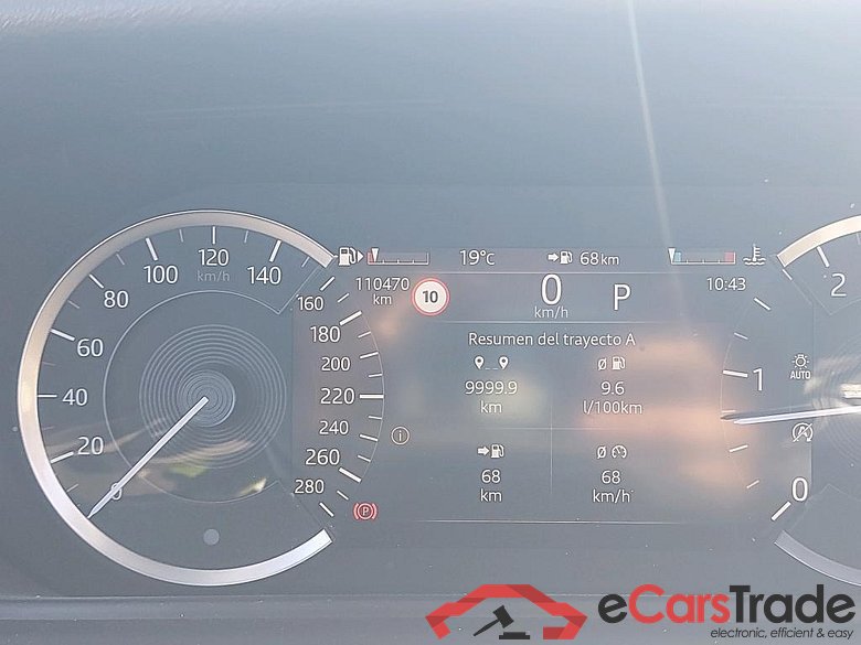 LAND ROVER Range Rover Velar 3.0D I6 300 CV Dynamic HSE 4WD #Opcionales 8600€# #5