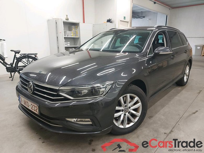 VOLKSWAGEN - VW  PASSAT VARIANT TDI 150PK DSG7 Style Business & Front & Rear Park Assist