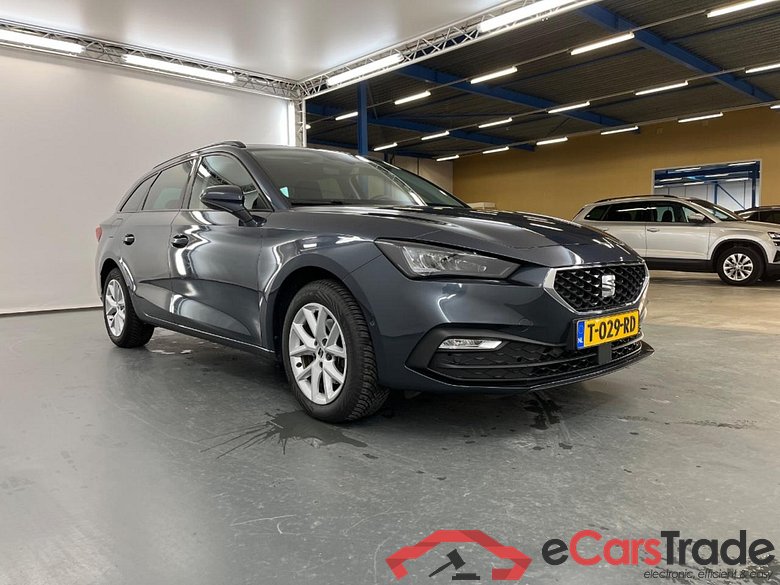 SEAT Leon Sportstourer 1.0etsi mhev style business intense 81kW dsg-7 aut #2