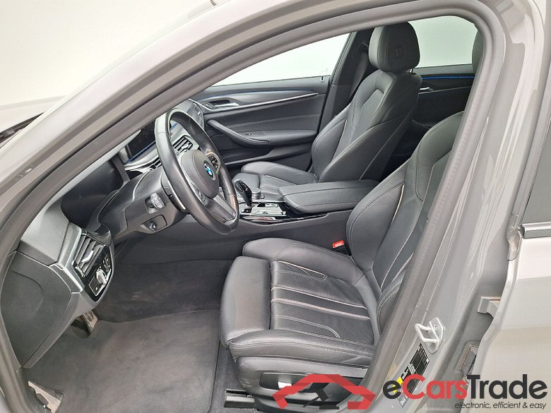 BMW, 5-serie To FL'20, BMW 5 Reeks Touring 530e Auto 5d #3