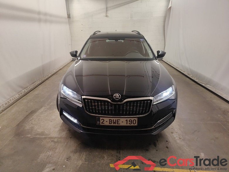 Skoda Superb Combi 1.4 TSI iV 160kW DSG6 Clever 5d #5
