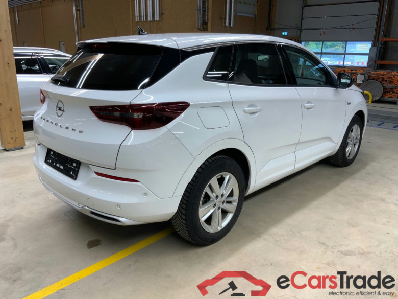 Grandland Elegance 1.5 96KW AT8 6E #2