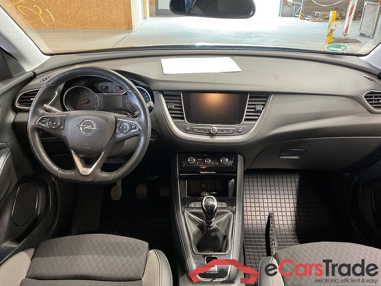 Grandland X Elegance 1.5 96KW MT6 E6d #3