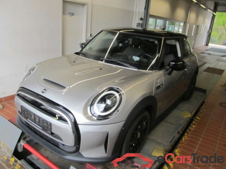 MINI Mini 3-trg. (F56)(2013->) DE - LimS3 SE, Cooper SE Classic Trim, (Facelift 2) 2021 - 2024 #1