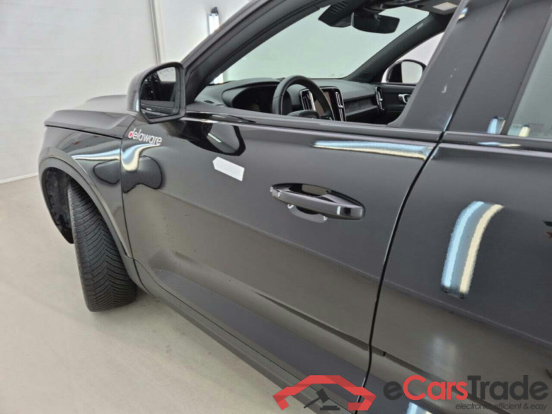 VOLVO XC40 RECHARGE CORE #4