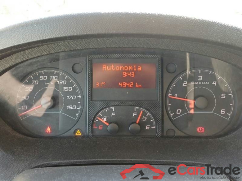 PEUGEOT BOXER / 2014 / 4P / FURGONE 333 L2H2 2.2 BLUEHDI 140CV SeS #4