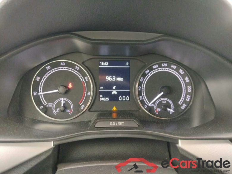 SKODA Kamiq 1.0 TSI Sport Business #4