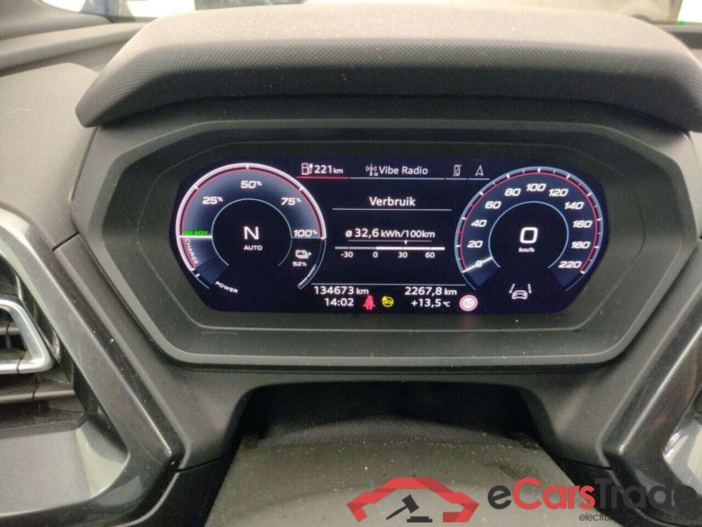 AUDI Q4 e-tron 40 S edit. #4