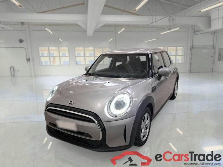 MINI MINI / 2021 / 5P / BERLINA COOPER ESSENTIAL AUTO #1
