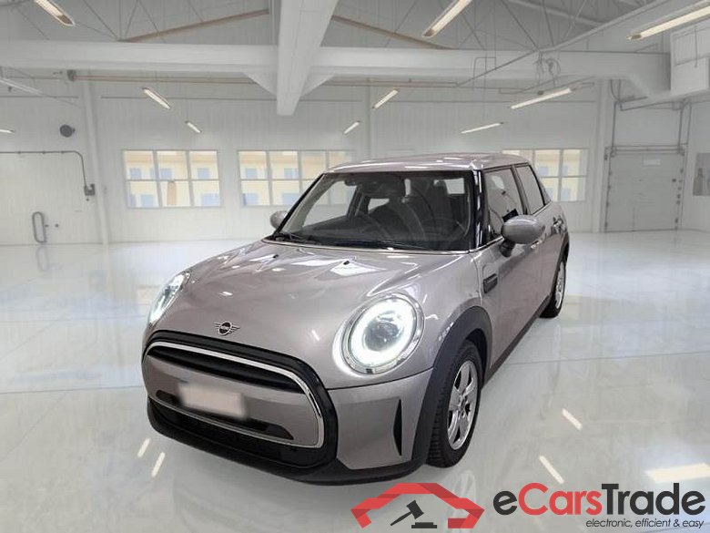 MINI MINI / 2021 / 5P / BERLINA COOPER ESSENTIAL AUTO