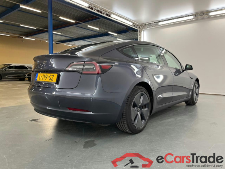 Tesla Model 3 Standard RWD Plus 60 kWh #4