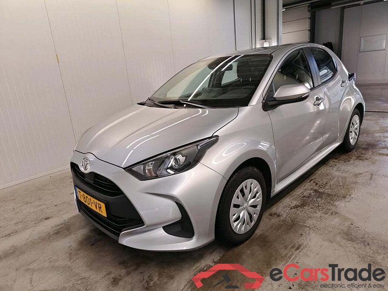 TOYOTA Yaris 1.5 VVT-i Active
