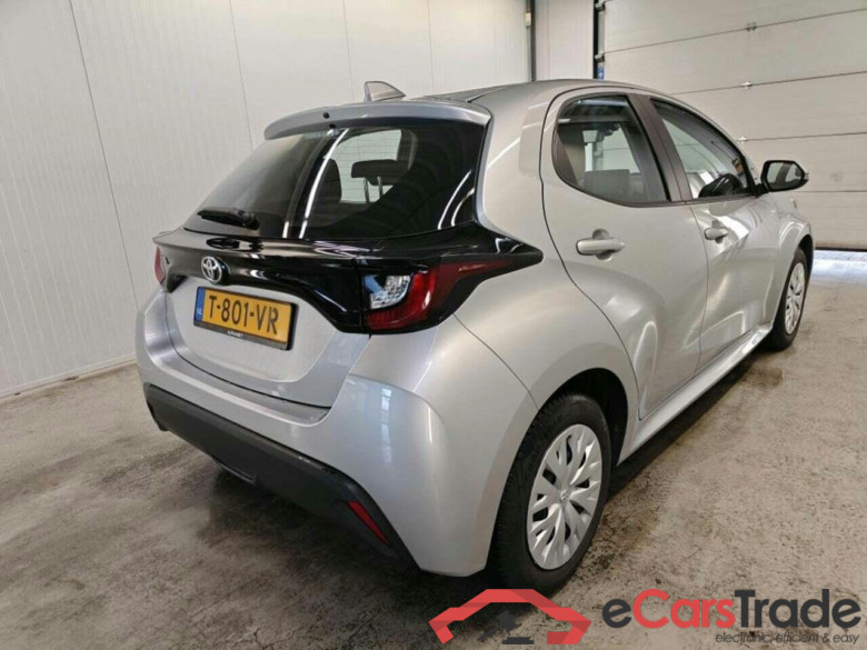 TOYOTA Yaris 1.5 VVT-i Active #2