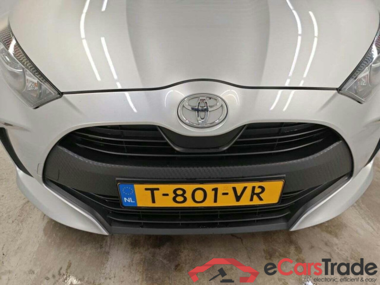 TOYOTA Yaris 1.5 VVT-i Active #4