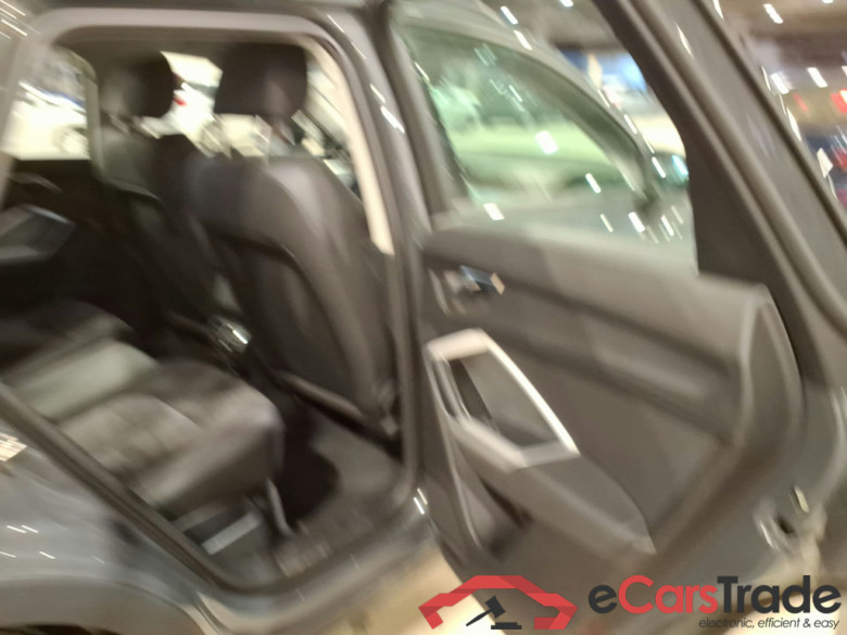 AUDI Q3 2.0 35 TDI S TRONIC BUS. ED. ATTRACTION #5
