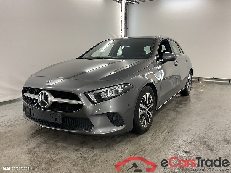 MERCEDES-BENZ CLASS A SEDAN (V177) A 180 Business Solution