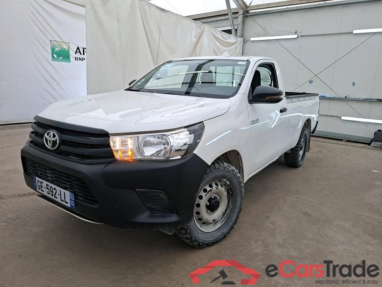 TOYOTA Hilux SC / 2020 / 2P / Pick-up 2.4 D-4D SIMPLE CAB LeCap 4WD