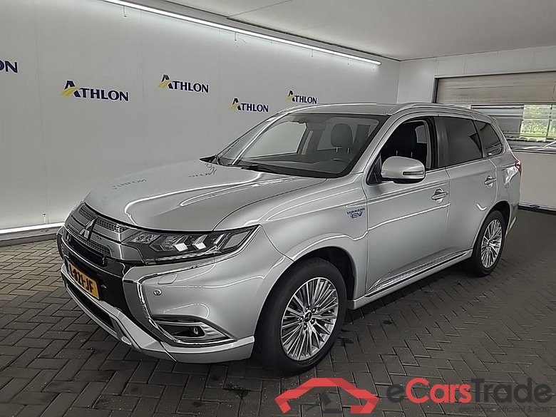 MITSUBISHI Outlander PHEV Intense 5D 165kW uitlopend