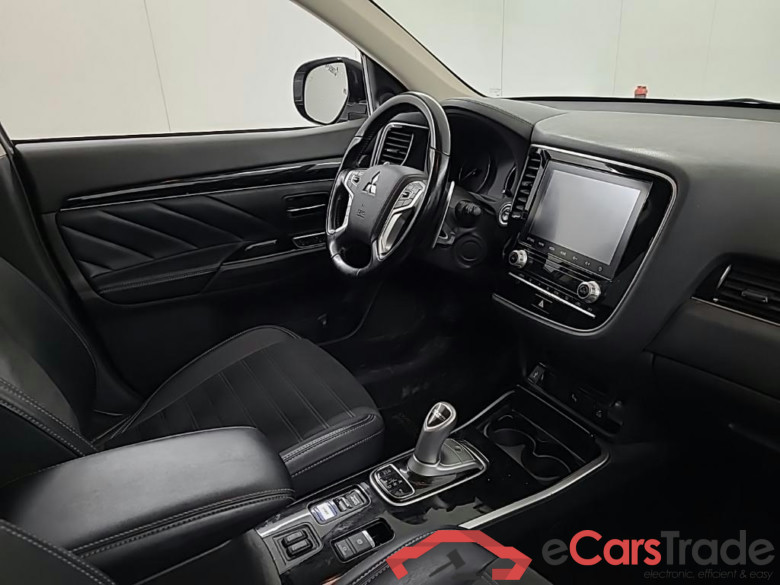 MITSUBISHI Outlander PHEV Intense 5D 165kW uitlopend #6