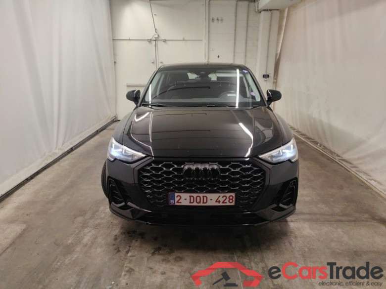 Audi Q3 Sportback 45 TFSI e S tronic S Line 5d #5