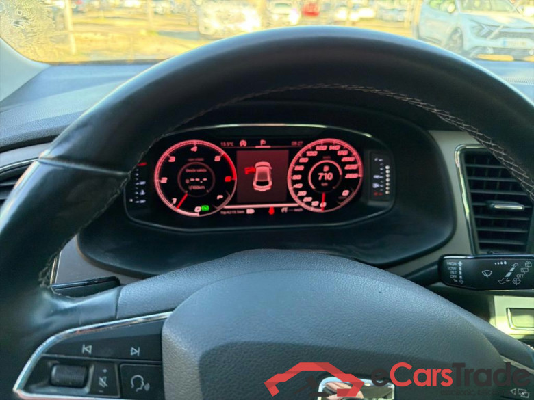 SEAT León / 2016 / 5P / berlina con portón 2.0 TDI 110kW DSG-7 S&S Xcellence Ed Pl #4