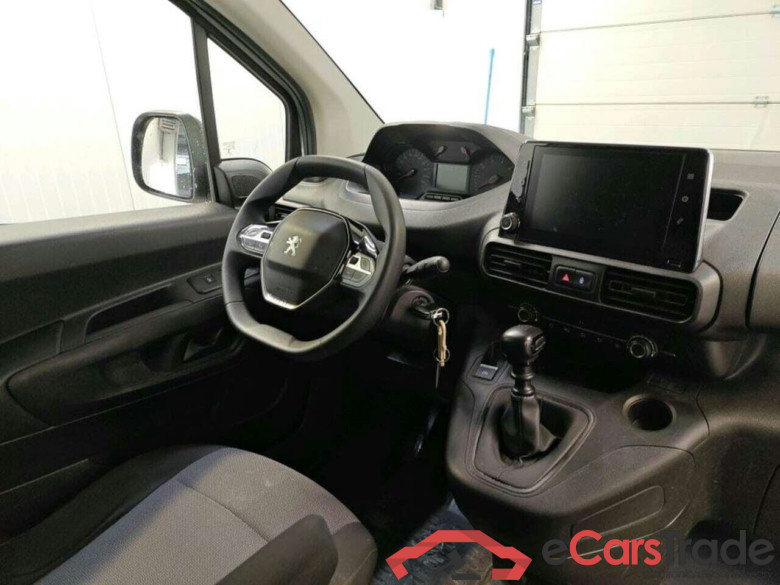 PEUGEOT Partner 1.2 PT. Premium #3