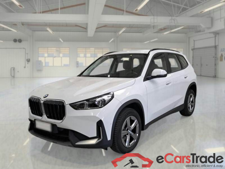 BMW X1 / 2022 / 5P / SUV SDRIVE 18D EDITION ESSENCE DCT #1
