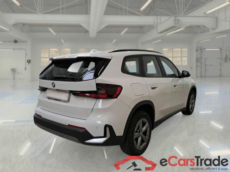 BMW X1 / 2022 / 5P / SUV SDRIVE 18D EDITION ESSENCE DCT #2