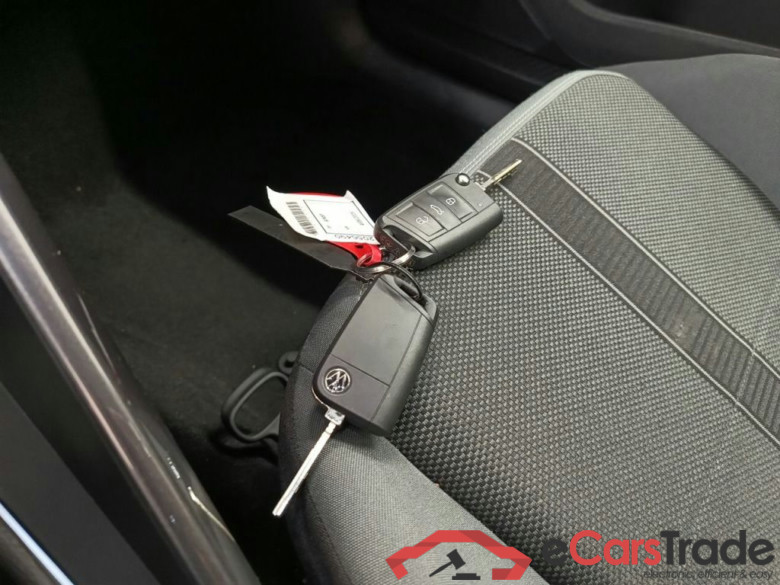 VOLKSWAGEN POLO - 2022 1.0 TSI 95hp Style DSG 5d #4