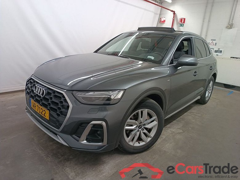 AUDI Q5 55 TFSIe 265 Quattro S line S tronic 5d