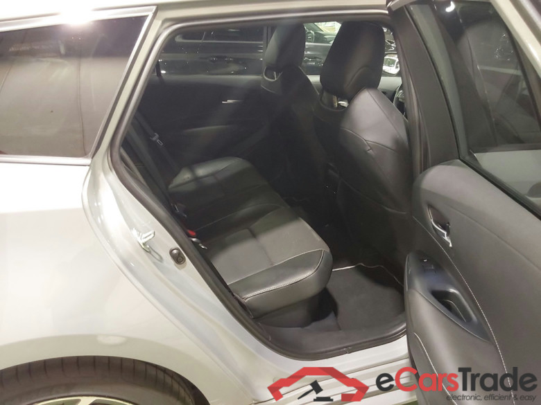 TOYOTA COROLLA TOURING SPORTS 2.0 HEV PREMIUM E-CVT #5