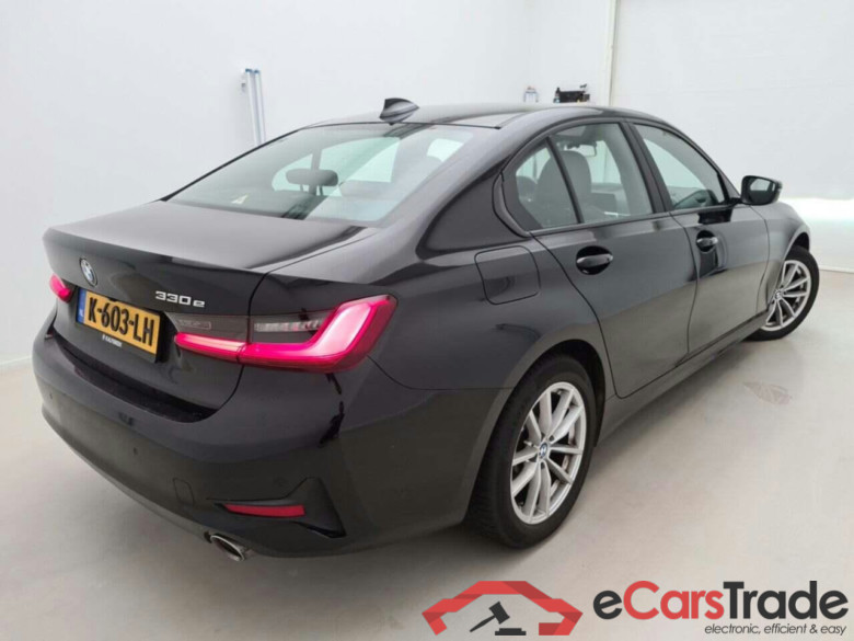 BMW 3-serie 330e eDrive Edition AUT. #2