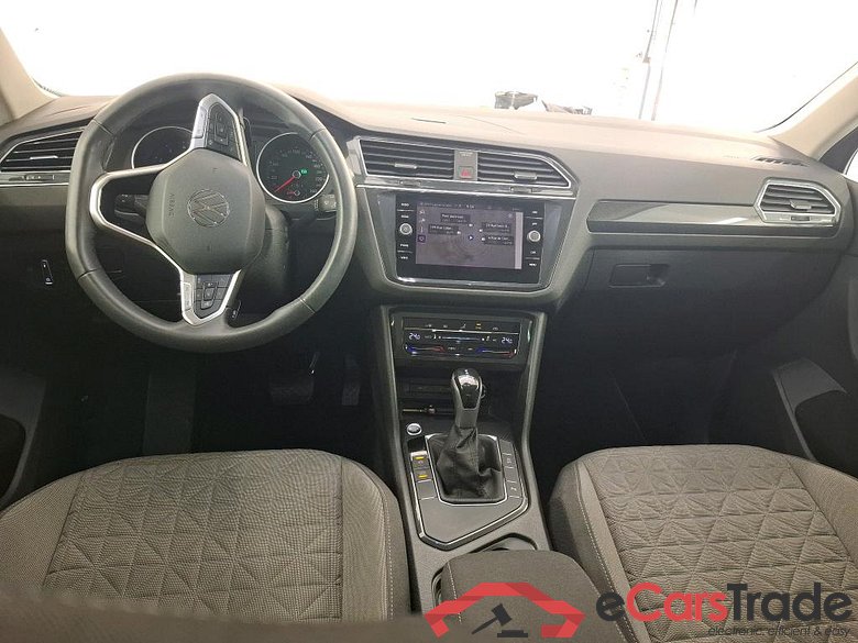 VOLKSWAGEN Tiguan / 2020 / 5P / SUV 1.5 TSI 150 DSG7 Life Busines #5