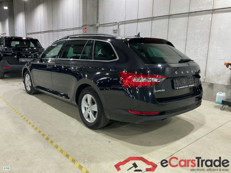 SKODA SUPERB COMBI DIESEL - 2019 2.0 CR TDi Ambition #3