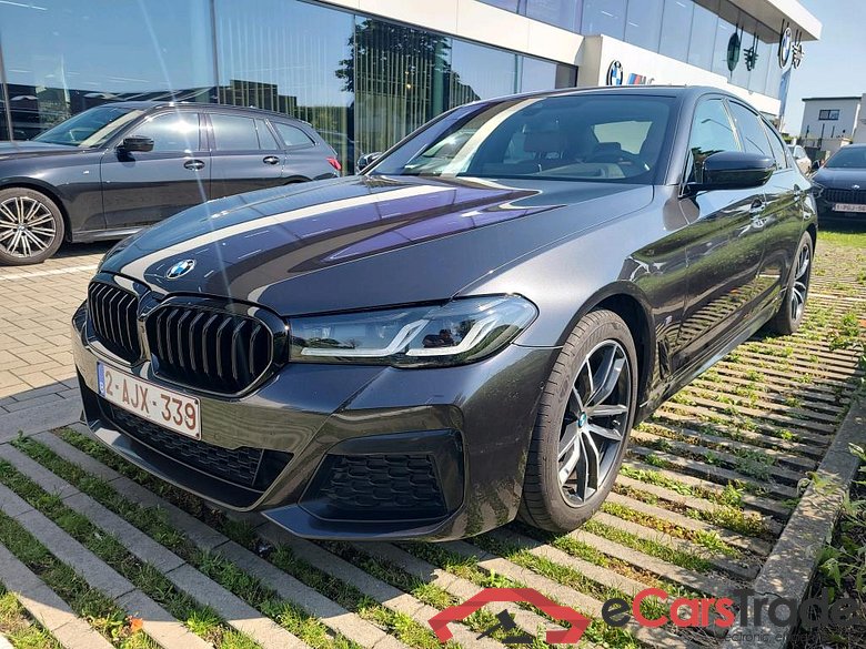 BMW - BMW 5 BERLINE 518dA 150PK M Sport Business Edition Pack Safety & Innovation  With Head Up & Business With Dakota Heated Seats & Travel & Towing Hook